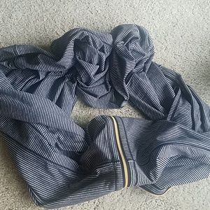 Lululemon vinyasa with zipper